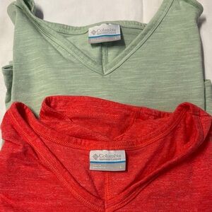 Lot of 2 Athleisure Columbia Women's Short Sleeve Tees - Pink/ Green Size Large